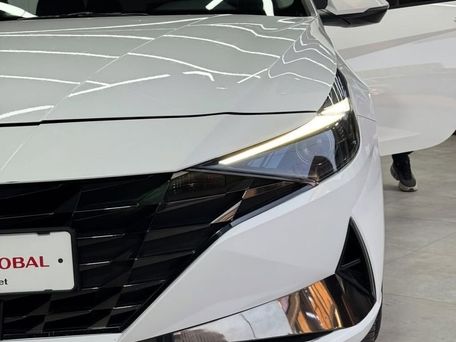 Hyundai Avante, 2022 — photo 3