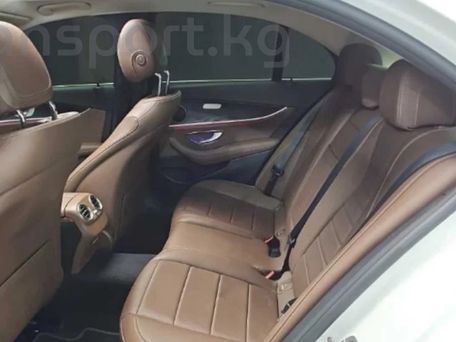 Mercedes-Benz E-Класс, 2020 — фото 11