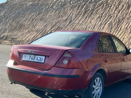 Ford Mondeo ST, 2002 — photo 2
