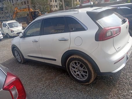 Kia Niro, 2018 — photo 3