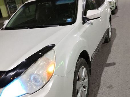 Subaru Outback, 2010 — photo 4