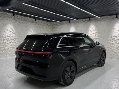 Li Auto (Lixiang) L6, 2025 — photo 7
