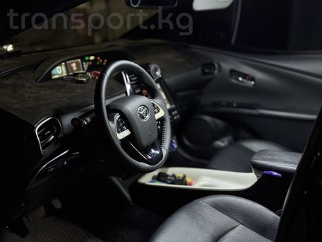 Toyota Prius, 2016 — фото 10