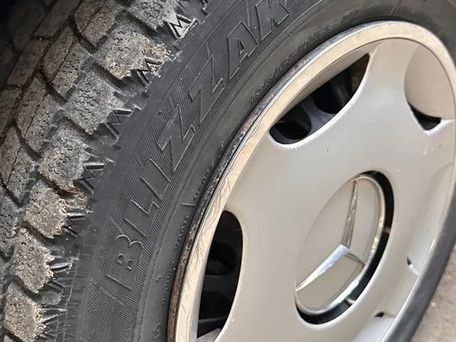 Mercedes-Benz W124, 1990 — сүрөт 8
