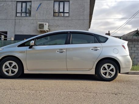 Toyota Prius, 2012 — фото 1