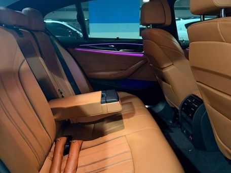 BMW 5 серии, 2021 — 照片 8