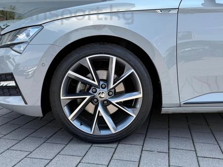 Skoda Superb, 2023 — фото 14