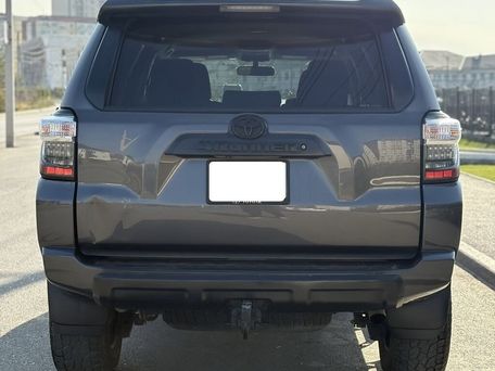 Toyota 4Runner, 2018 — photo 8