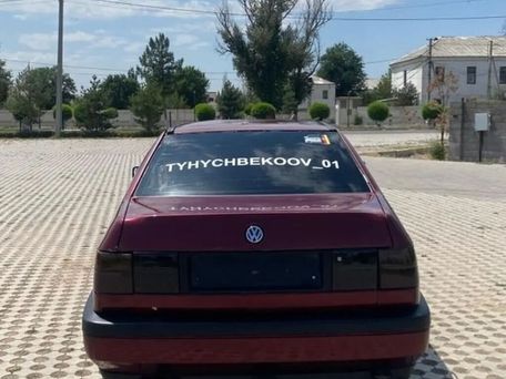 Volkswagen Vento, 1992 — photo 3