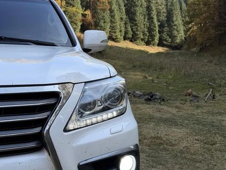 Lexus LX, 2013 — 照片 3