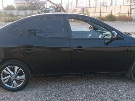 Hyundai Elantra, 2010 — 照片 7