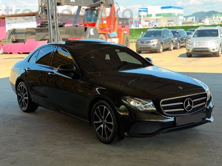 Mercedes-Benz E-Класс, 2020 — фото 8