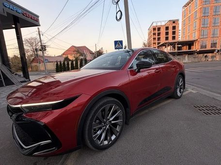 Toyota Crown, 2023 — photo 2