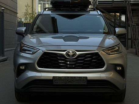Toyota Highlander, 2021 — фото 1