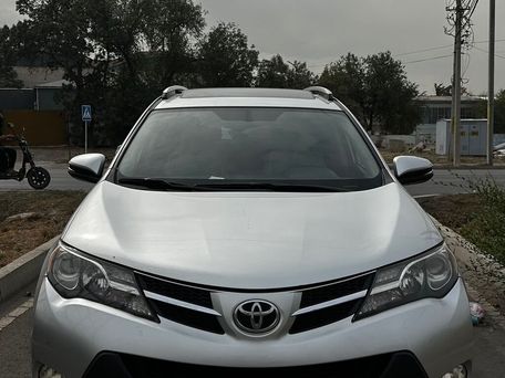 Toyota RAV4, 2014