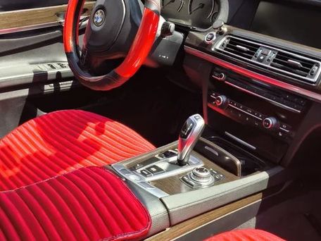 BMW 7 Series, 2010 — photo 10