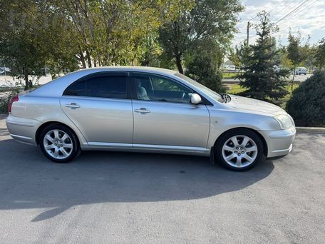 Toyota Avensis, 2004 — 照片 2