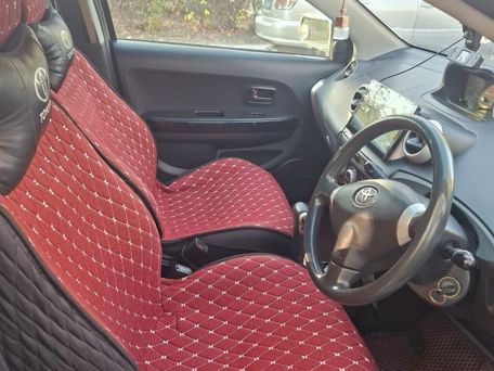 Toyota Ist, 2003 — 照片 6