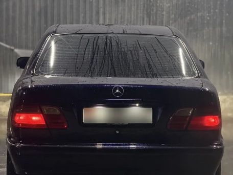Mercedes-Benz E-Класс, 2001 — сүрөт 4