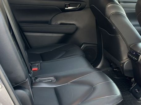 Toyota Highlander, 2023 — photo 9