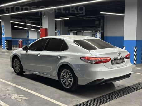 Toyota Camry, 2018 — photo 3