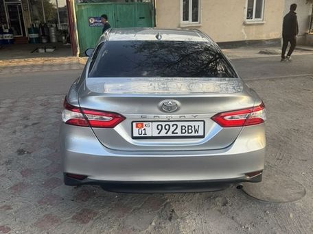 Toyota Camry, 2019 — 照片 7