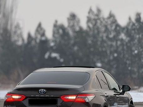Toyota Camry, 2018 — фото 5