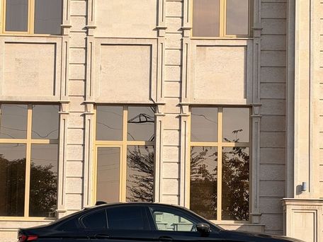 BMW 5 серии, 2018 — 照片 6