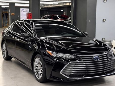 Toyota Avalon, 2019 — 照片 1
