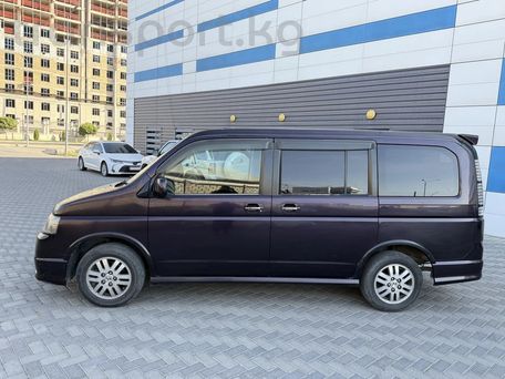 Honda Stepwgn, 2004 — photo 3