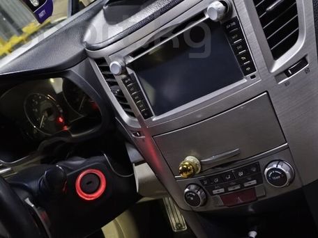 Subaru Legacy, 2010 — 照片 10