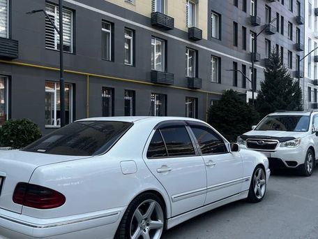 Mercedes-Benz E-Класс, 2001 — фото 3
