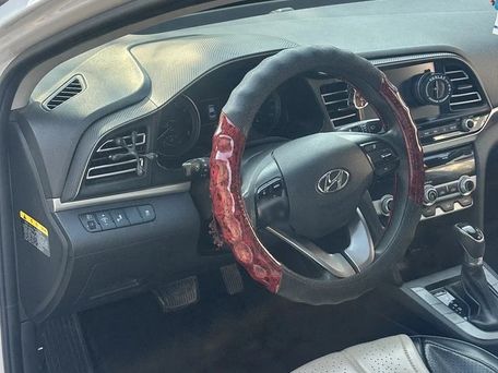 Hyundai Avante, 2018 — сүрөт 10