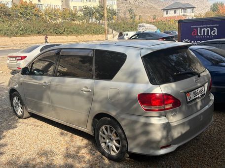 Toyota Ipsum, 2002 — photo 4
