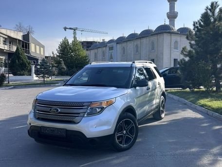 Ford Explorer, 2015 — photo 2