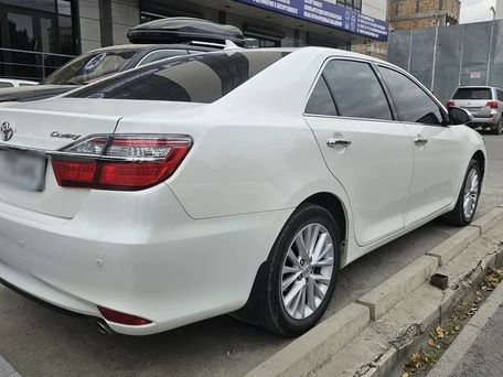 Toyota Camry, 2015 — 照片 3