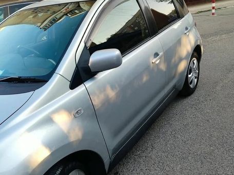 Toyota Ist, 2005 — 照片 4