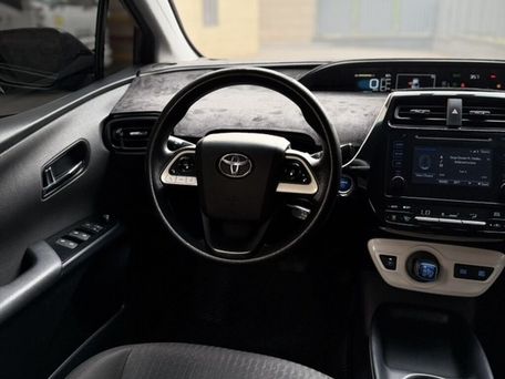 Toyota Prius, 2016 — фото 11