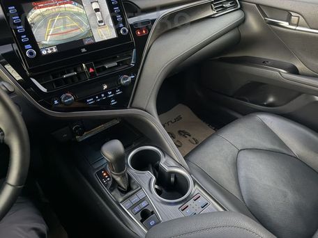 Toyota Camry, 2021 — фото 14