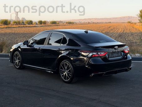 Toyota Camry, 2021 — 照片 4