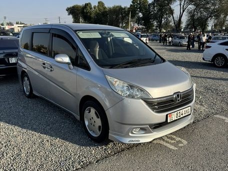 Honda Stepwgn, 2005