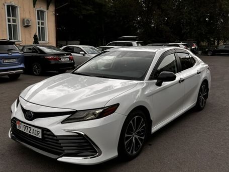 Toyota Camry, 2022 — фото 3