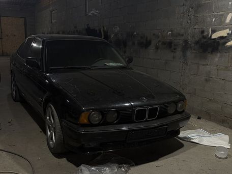 BMW 5 Series, 1990 — photo 3