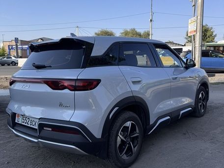 BYD Yuan, 2024 — 照片 2