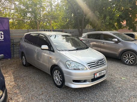 Toyota Ipsum, 2002 — photo 2