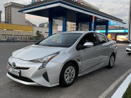 Toyota Prius, 2016 — фото 1