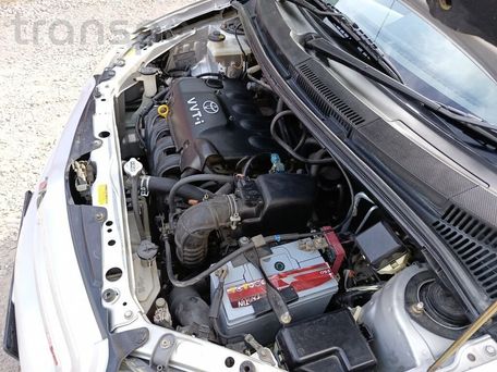 Toyota Ist, 2003 — photo 15