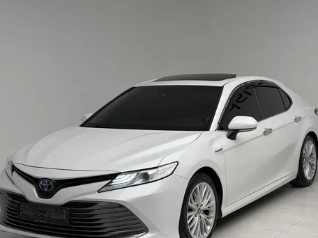 Toyota Camry, 2020 — фото 1