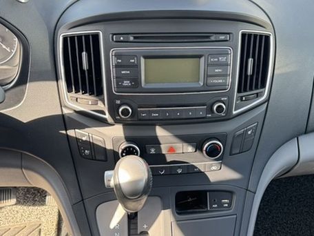 Hyundai H-1, 2019 — photo 11