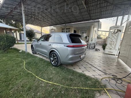 Li Auto (Lixiang) L8, 2023 — photo 2